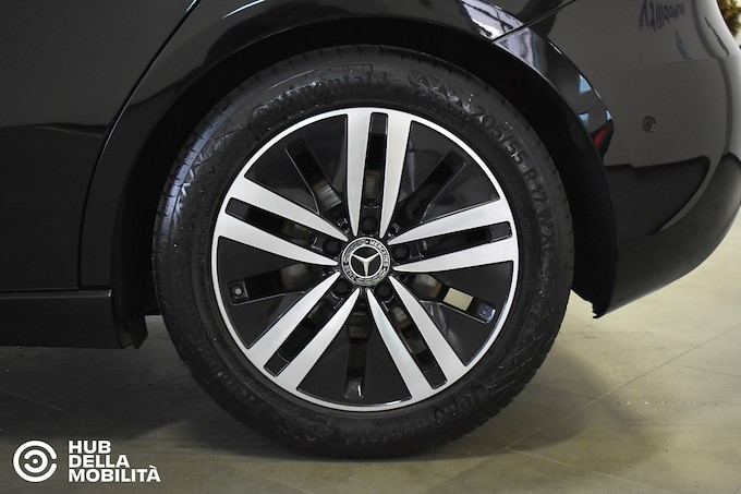 MERCEDES-BENZ A 180 d Automatic Business Sport Light